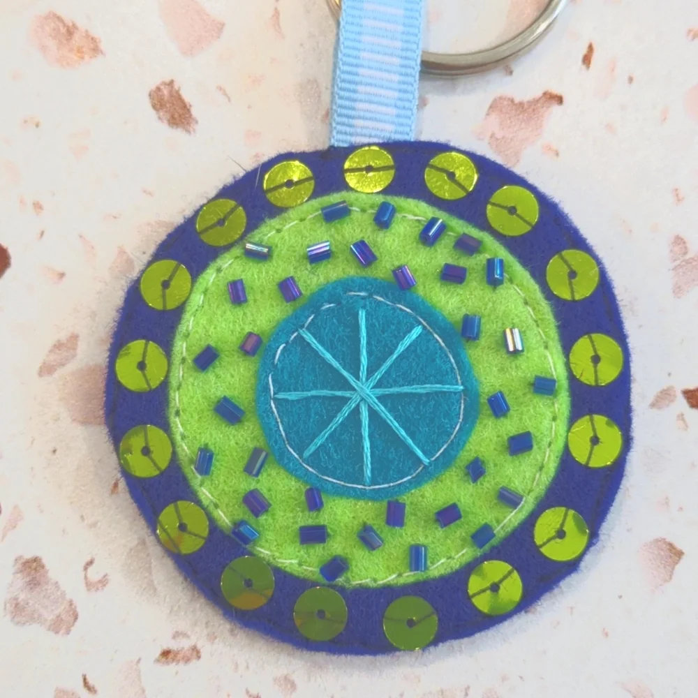 Kindness Matters Medallion Handcrafted Key Ring Felt Embroidery Sequins | New #1